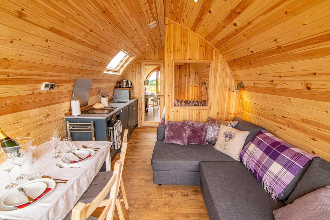 Lawers Luxury Glamping Pet Friendly Pod At Pitilie Pods Apartment Абърфелди Екстериор снимка